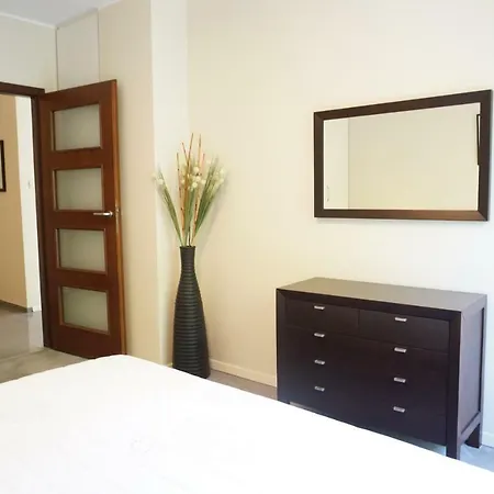 Home3city Australis דירה