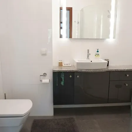 Home3city Australis דירה